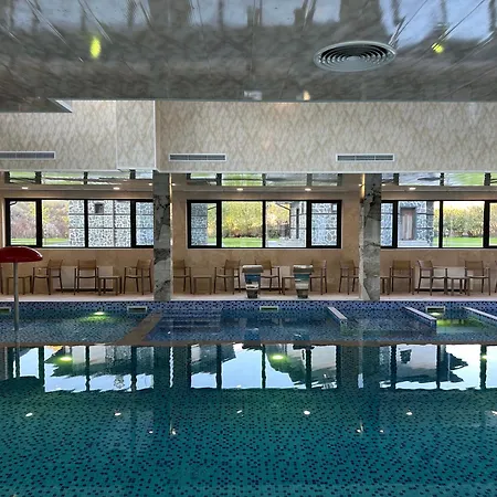 River Üdülőközpont *