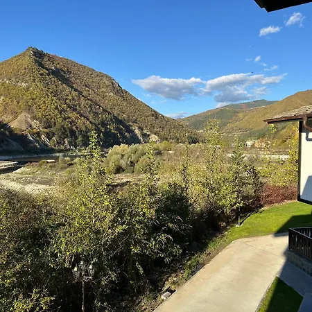 Resort River